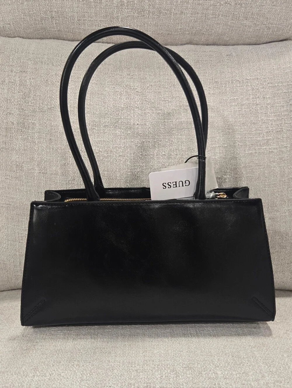 GUESS Black Shoulder Handbag